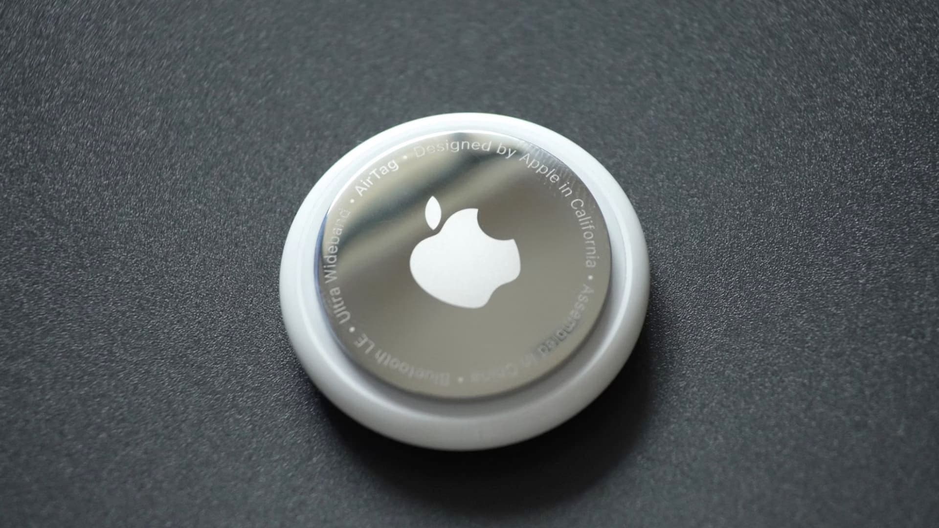 AirTagの電池交換方法